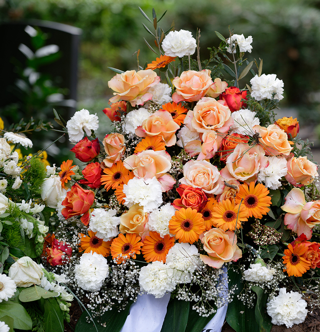 Bouquets, couronnes, gerbes de fleurs pour deuil à Toulouse (31)